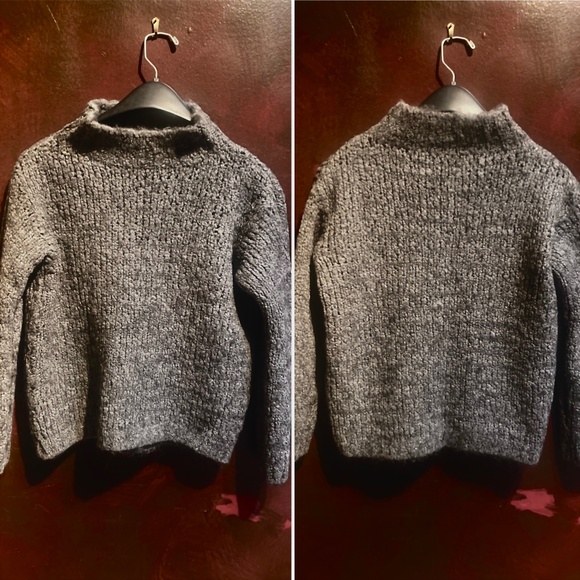 Baci Grey Sweater - Picture 1 of 1